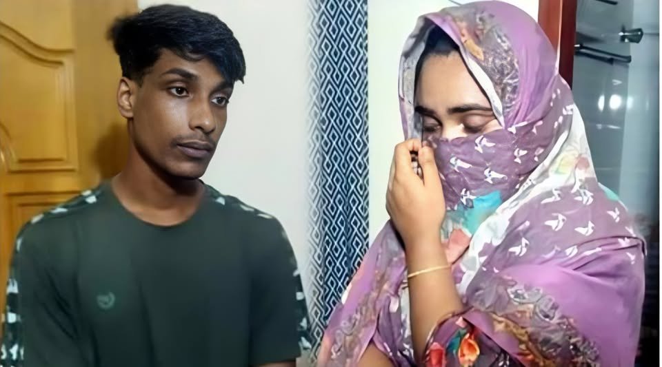 সম্পর্কের পর থেকে প্রতিবার দেবার সময় ভিডিও করতো প্রেমিক